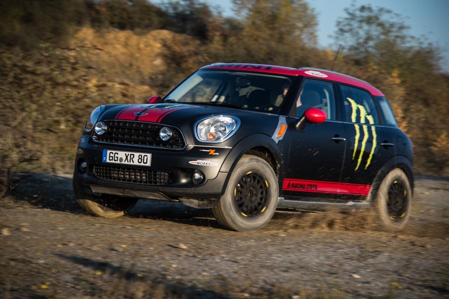  Mini Countryman X-Raid Service Vehicle 2012 года  (фото 36 из 41)